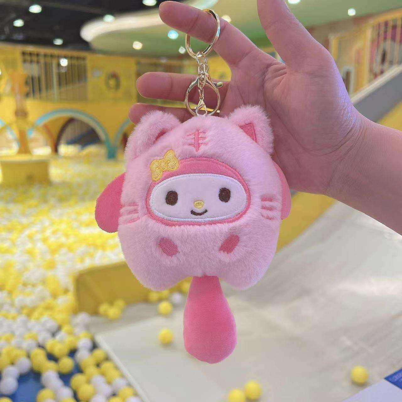 Wholesale plush keychains inspected before stuffed toy gift shipment Wholesale plush keychains inspected before stuffed toy gift shipment