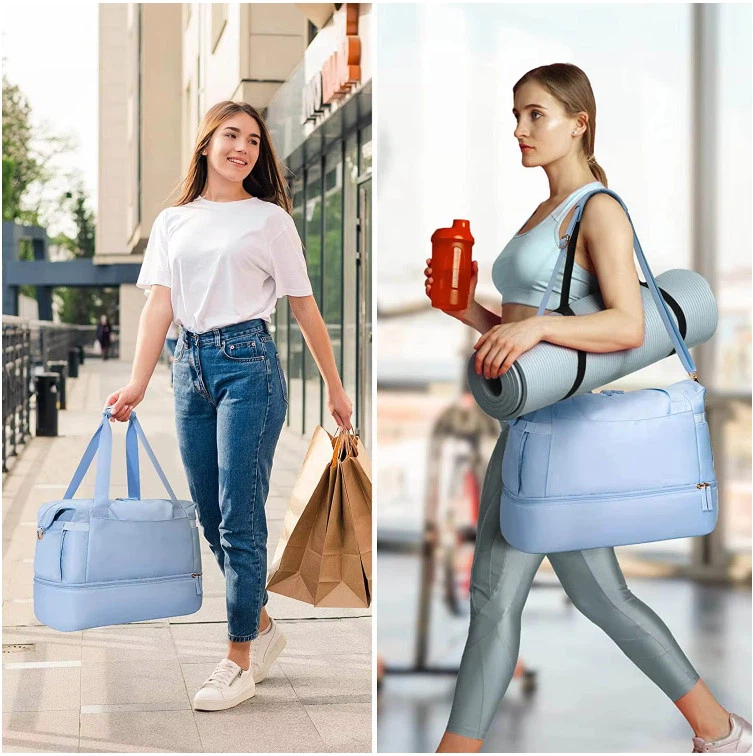 Women gym tote bag for yoga class with waterproof nylon fabric, zipper closure and space for clothes and towels Women gym tote bag for yoga class with waterproof nylon fabric, zipper closure and space for clothes and towels